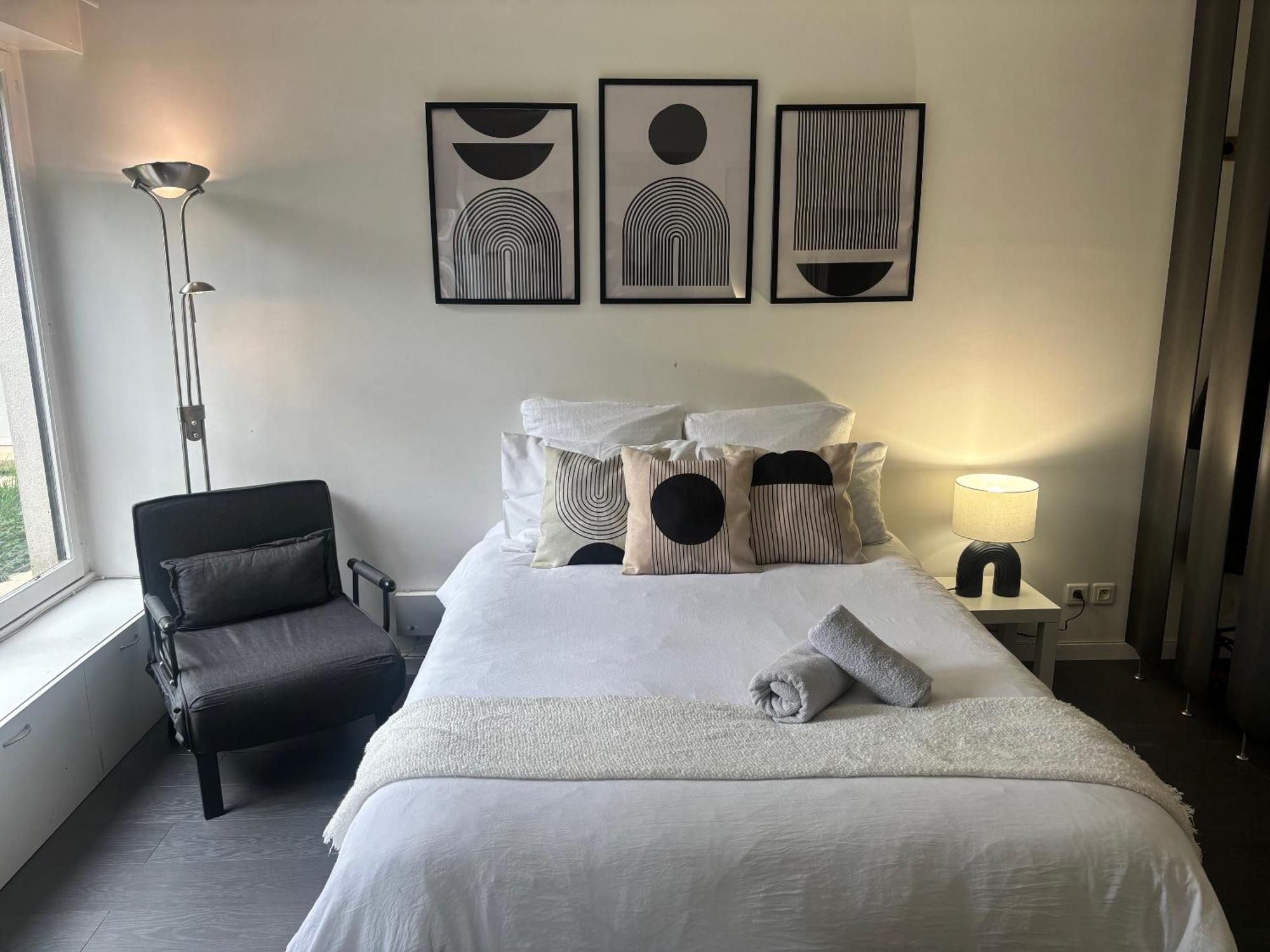 Studio Au Calme Daire Montreuil  Dış mekan fotoğraf
